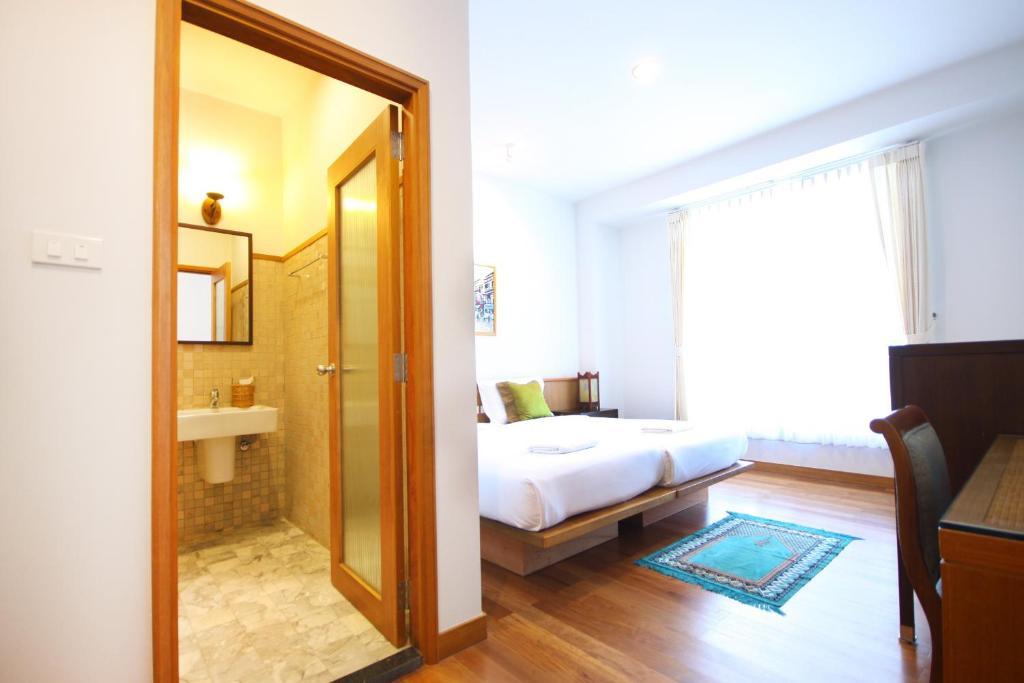 Baan Dinso Hostel@Ratchadamnoen Bangkok Szoba fotó
