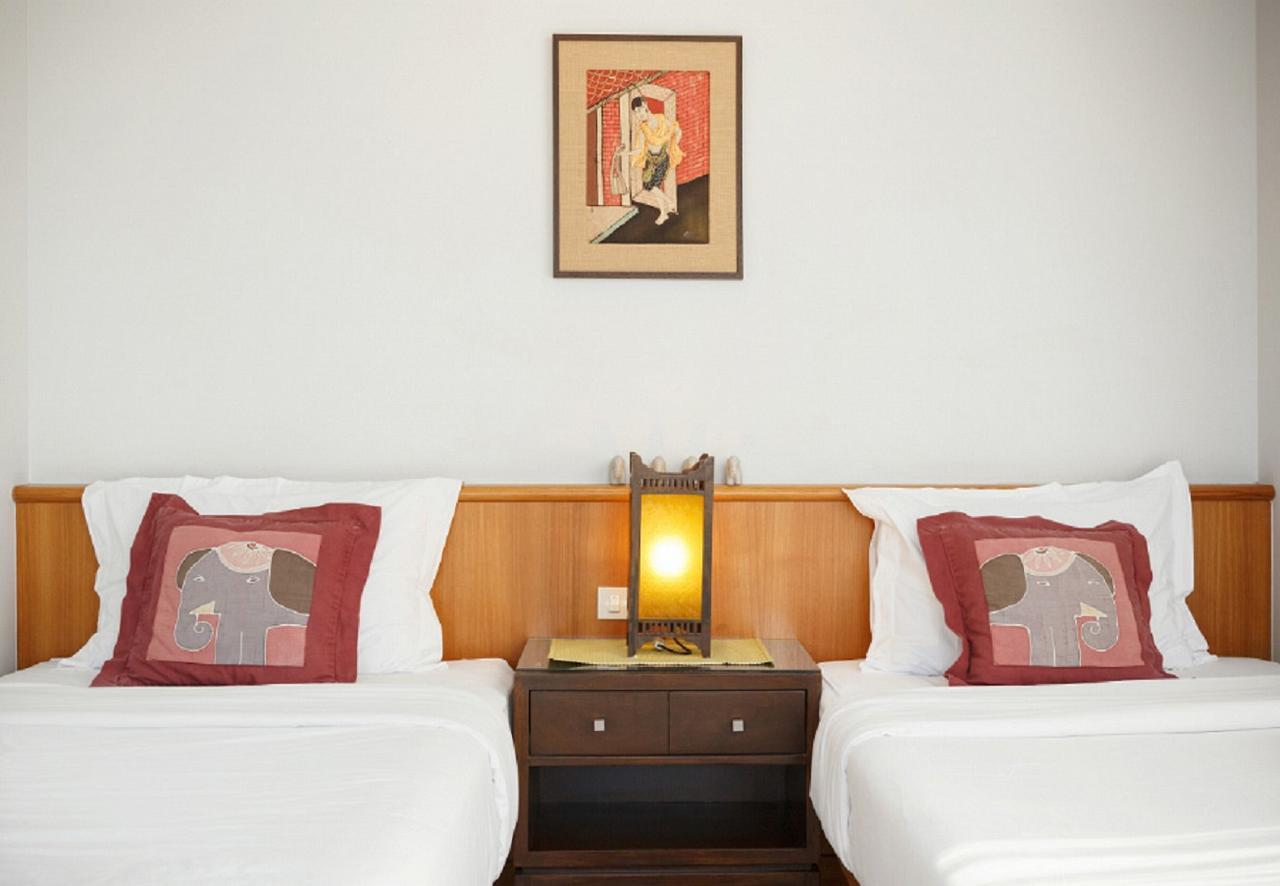 Baan Dinso Hostel@Ratchadamnoen Bangkok Kültér fotó