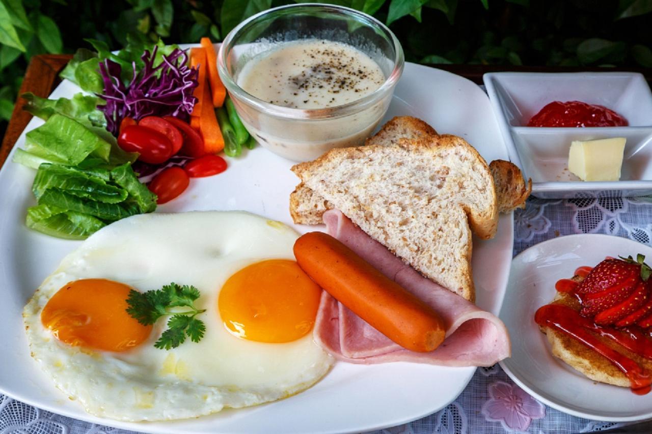 Baan Dinso Hostel@Ratchadamnoen Bangkok Kültér fotó